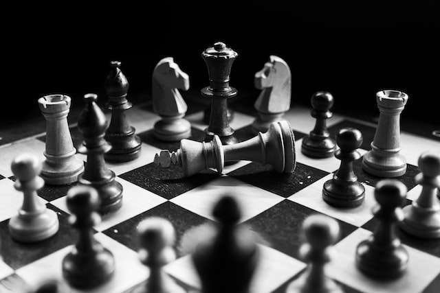 https://mutrol.com/wp-content/uploads/2022/10/Estrategia-comparativa.jpg