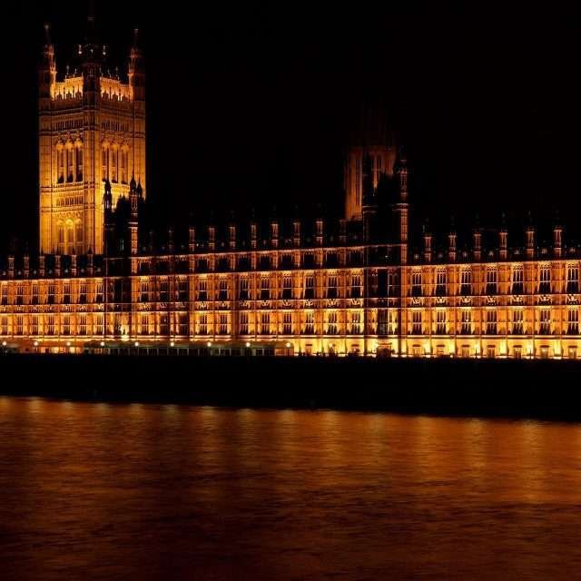 https://mutrol.com/wp-content/uploads/2022/10/Gobierno-min-640x640.jpg