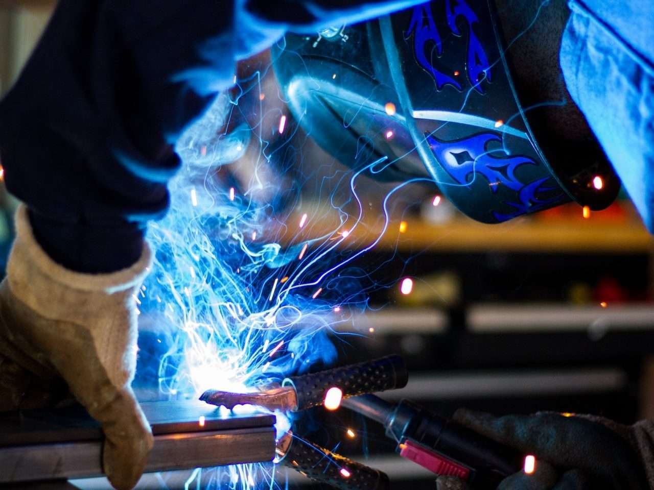 https://mutrol.com/wp-content/uploads/2022/10/Ingenieria-Inmobiliaria-y-Construccion-min-1280x960.jpg