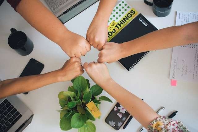 https://mutrol.com/wp-content/uploads/2022/10/Soluciones-Holisticas-2.jpg