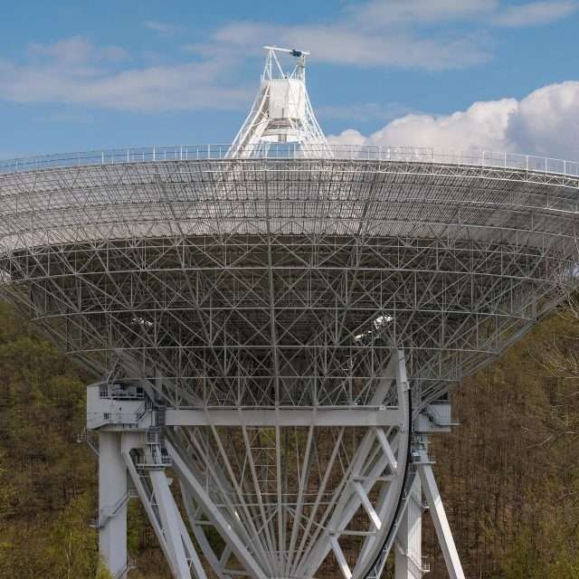 https://mutrol.com/wp-content/uploads/2022/10/Telecomunicaciones-Tegnologia-y-Medios-min-640x640.jpg