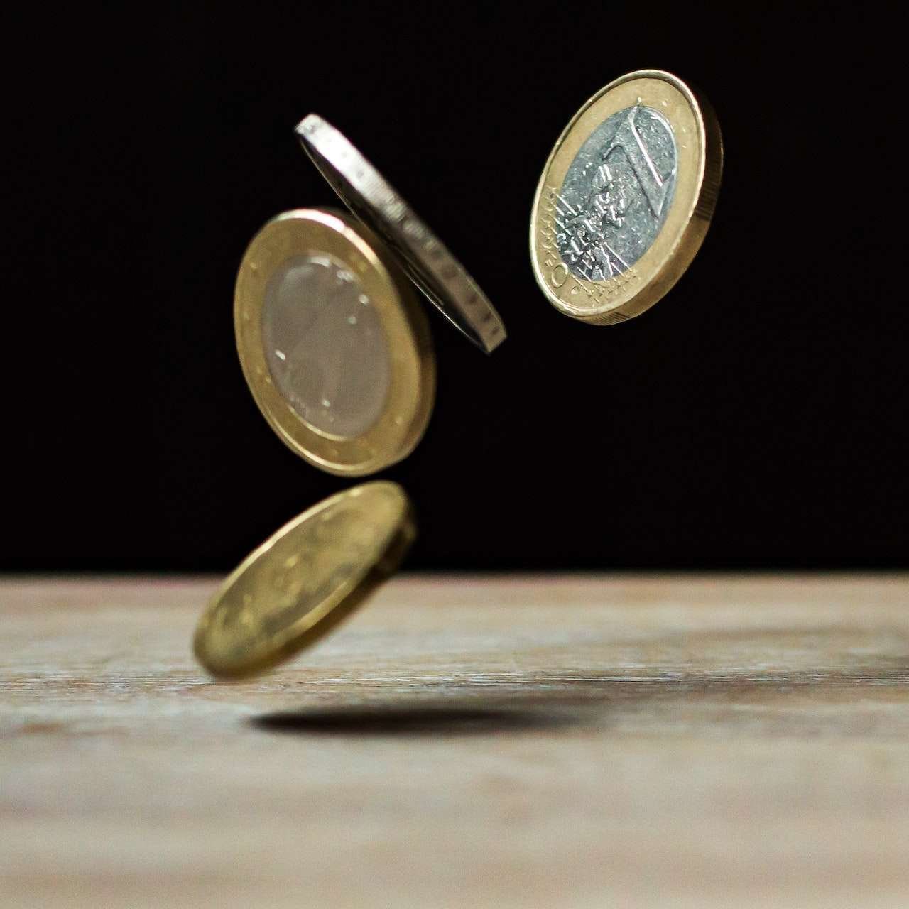 https://mutrol.com/wp-content/uploads/2022/11/Finanzas-Bancos-y-Private-Equity.jpg