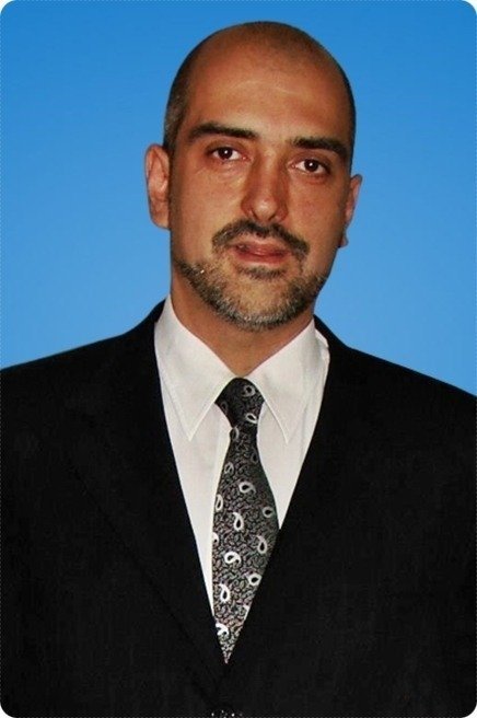 https://mutrol.com/wp-content/uploads/2022/12/raul_j_maldonado_2.jpg